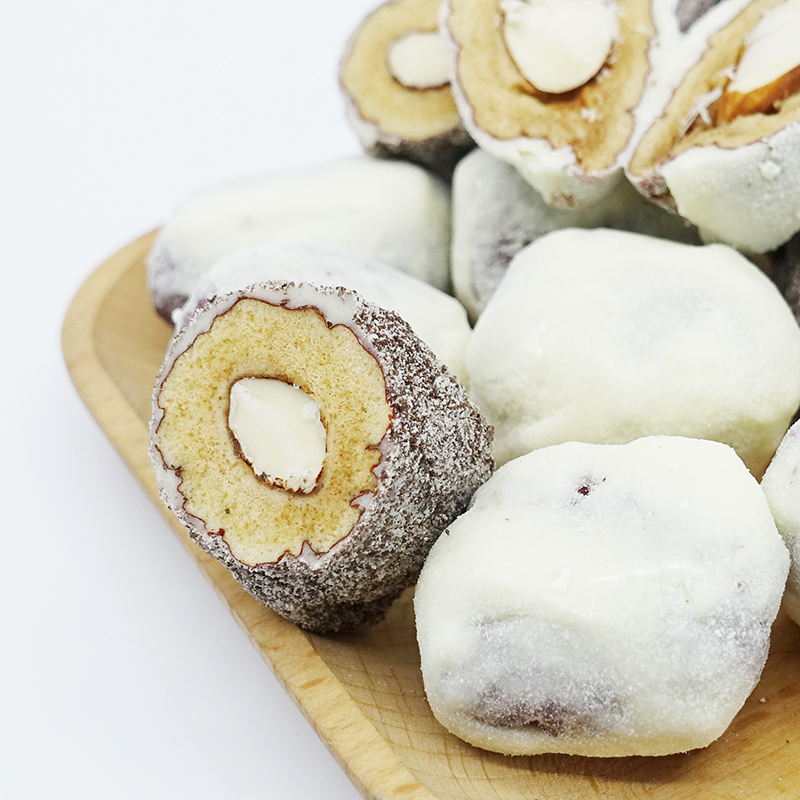 Net Red milk jujube almond cheese jujube sandwich apricot sandwich Xinjiang jujube sandwich Badan Mulen dried jujube snack 250g