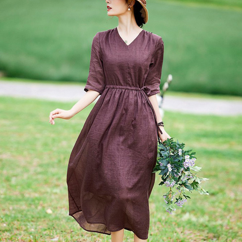 High-End Exquisite Ramie Dress 2026 New Spring and Summer Style for Middle-Aged Mothers, Elegant and Stylish, Tummy-Covering Dress