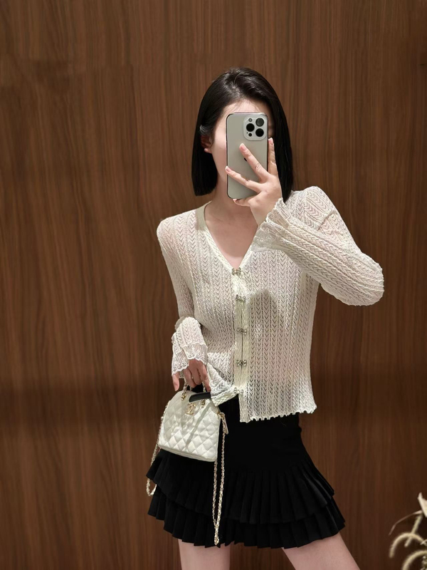 Authentic 2026 Spring/Summer New Women's Hollow Out V-Neck Long Sleeve Thin Knit Cardigan Loose Slimming Top
