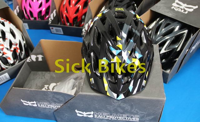 Casque cycliste - Ref 2248342 Image 21