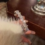 Звезды по всему небу ~ Легкий роскошный блестящий и сломанный чувство нерегулярное бриллиантовое циркон Высококачественный изысканный браслет открыт 𫔭 Браслет дизайна рта