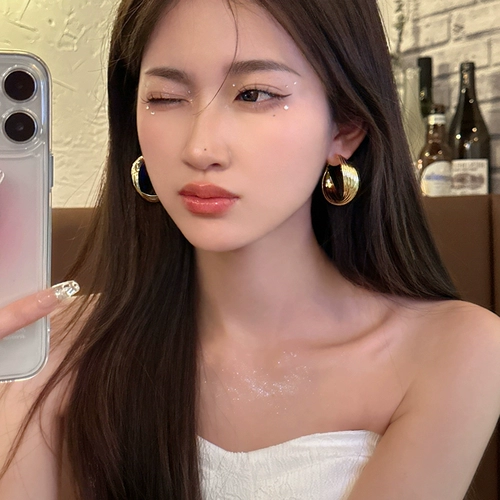 Металлический ретро обруч, серьги, изысканный стиль