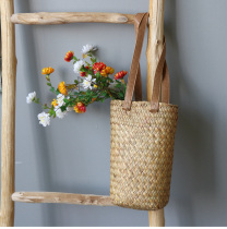 Pastoral style natural sea grass weaving gift flower basket flower storage storage storage storage basket decoration portable flower basket Hand bag