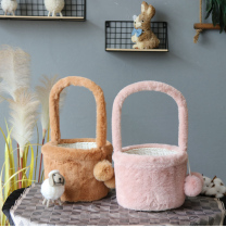 Warm color gift basket plastic rattan flower basket flower arrangement storage basket plush exterior lining fruit basket