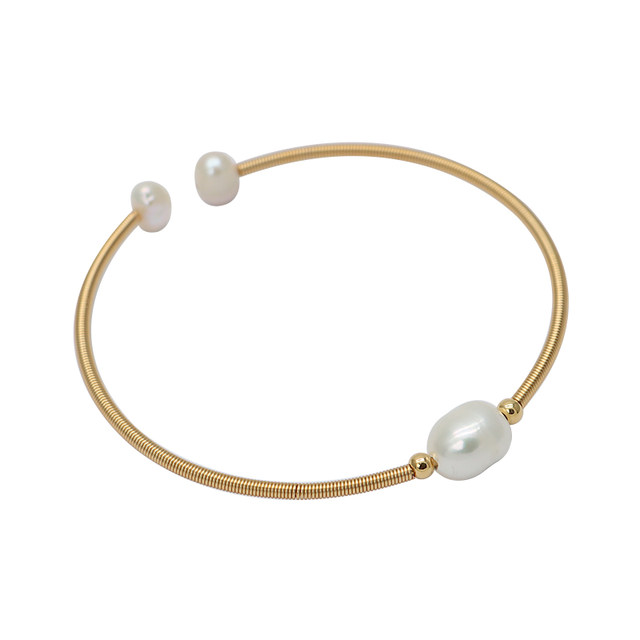 ZOXI French simple natural pearl bracelet light luxury niche non-fading bracelet girls fashion 2023 new style