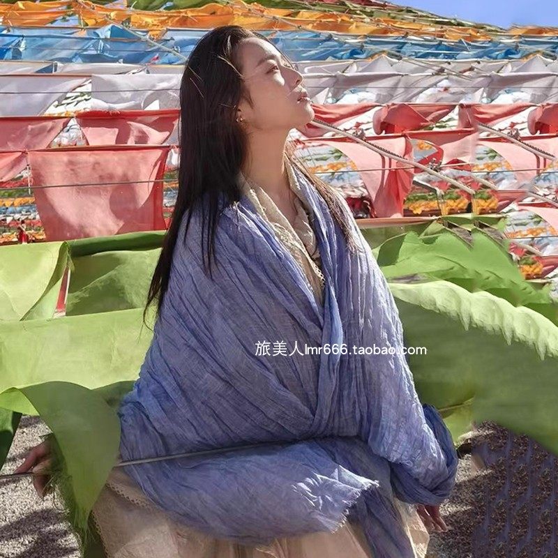 纱巾和丝巾哪个更光滑呢?-丝巾-淘宝百科网