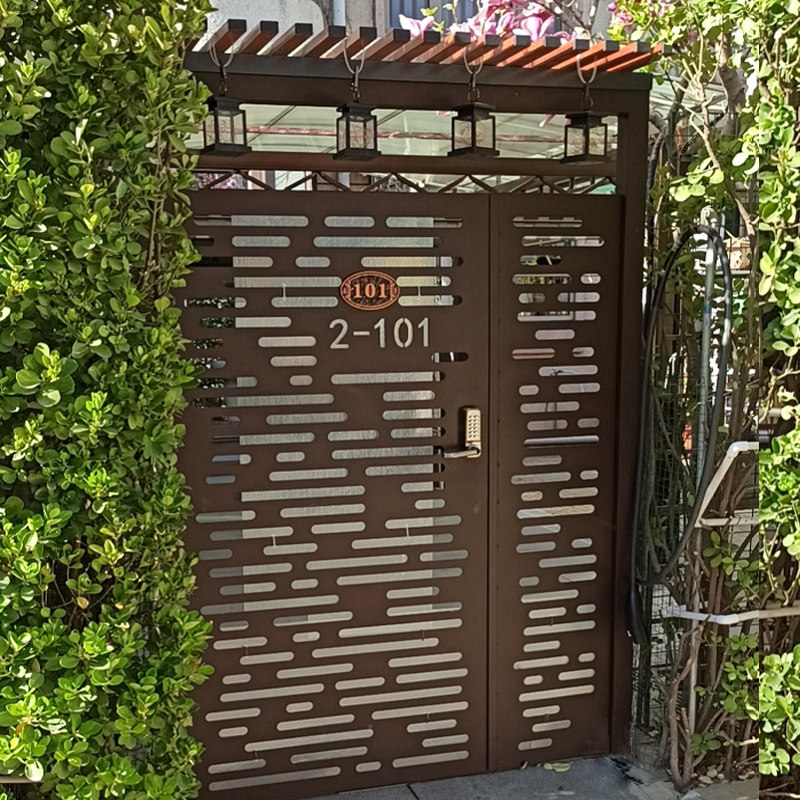 Wrought iron garden door European outdoor villa door into the household double door Country fence door into the household single door customization