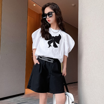 Child Clothing Fried Street Summer Style 2022 Girl Butterfly Knot Short Sleeve Wide-leg Shorts Suit CUHK Child Han Edition Two Sets Tide