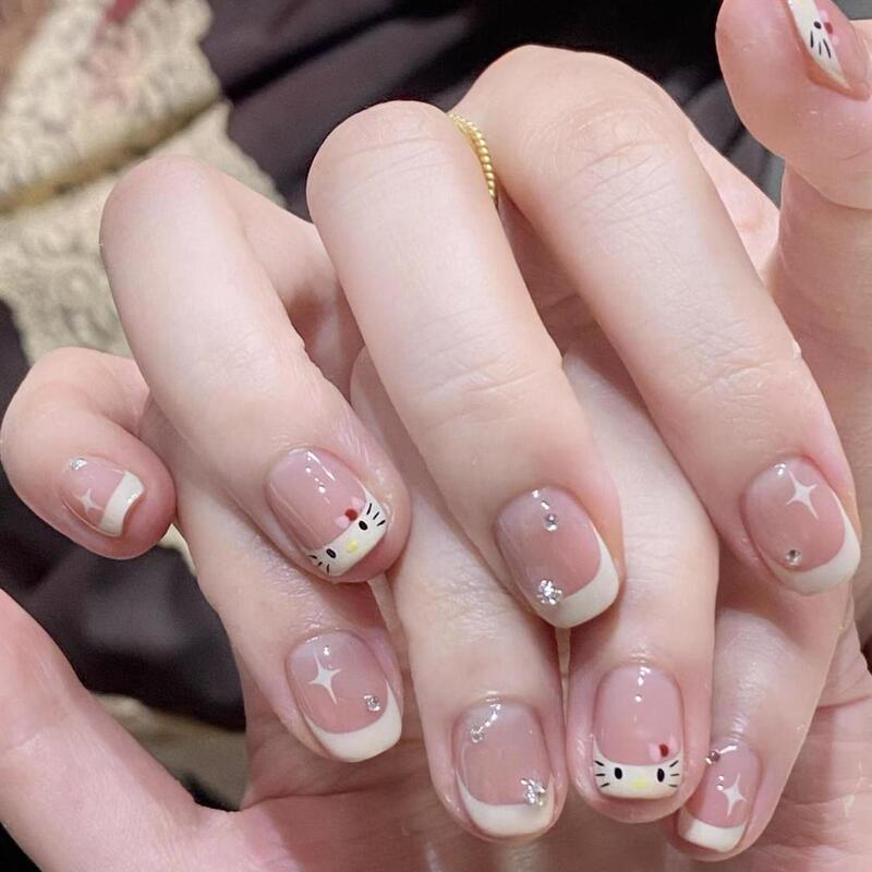 M323 Sweet Kitty Star Cartoon Kt Cat Cute Wearable Nails Gentle Manicure Brightening Nails Everyday Versatile