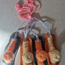 Gamecock supplies Gamecock protective gear Gamecock foot covers Fighting chicken muzzle covers Fighting chicken crutches Fighting chicken training supplies