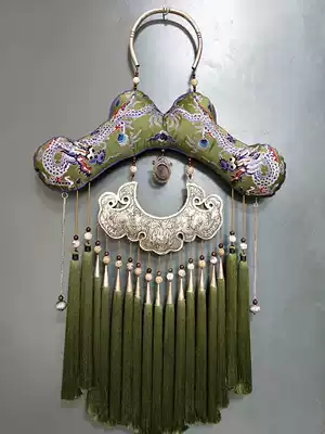 Ethnic style, age sense, hand-embroidered old embroidery, big pendant, home bar pendant, unique decoration