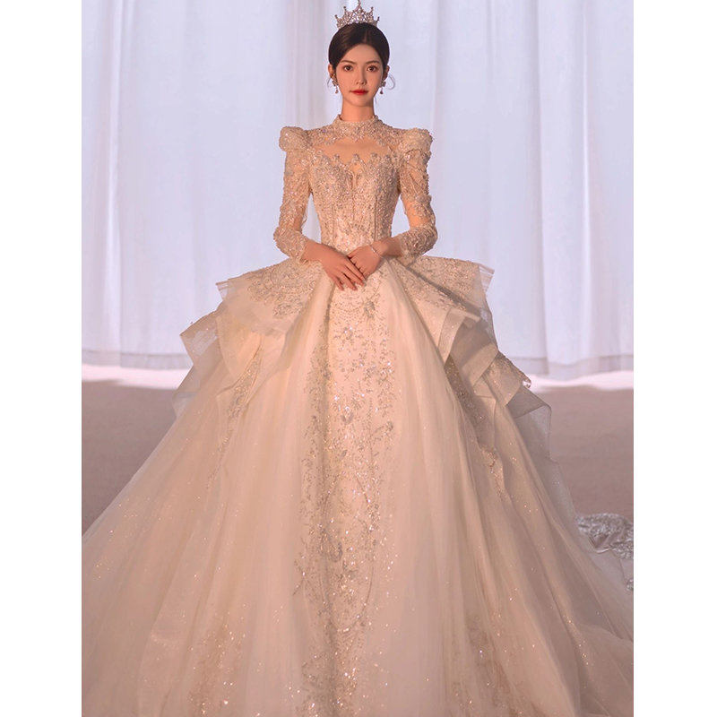 Face-style wedding gown 2023 new brides rework extravaganza with great trailing palace windy top texture staple yarn-Taobao