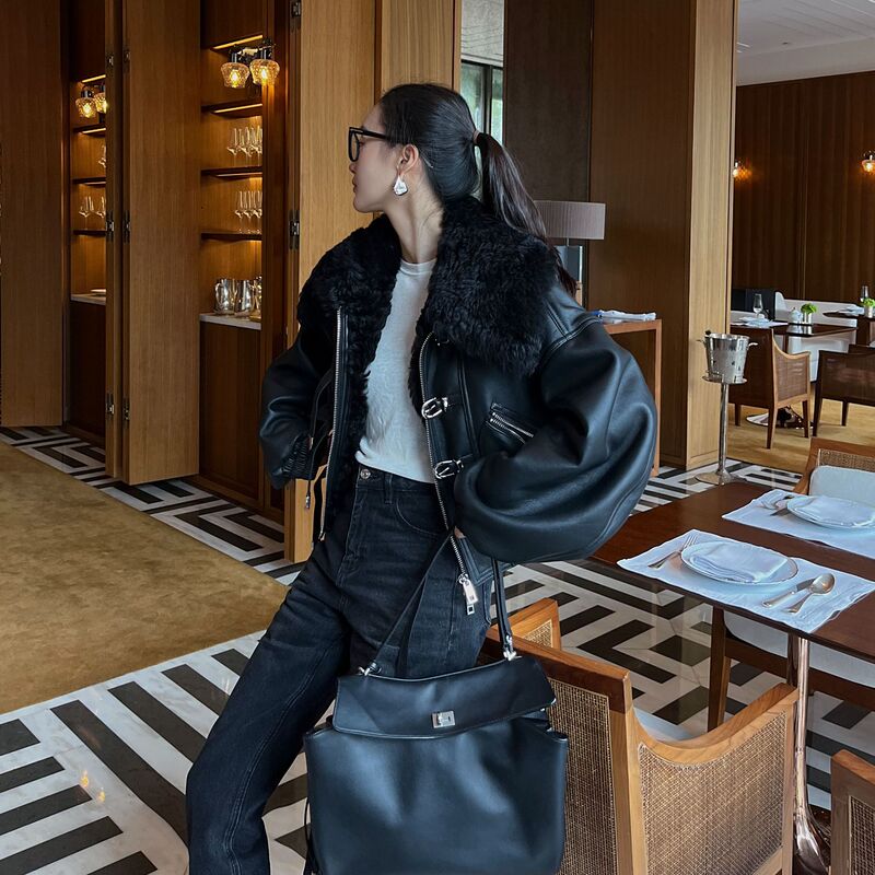 【Gong Echo】Original Design B3 Pilot Jacket with Merino Sheepskin Fur Integrated with Faux Fur Collar Short Coat 【Gong Echo】Original Design B3 Pilot Jacket with Merino Sheepskin Fur Integrated with Faux Fur Collar Short Coat