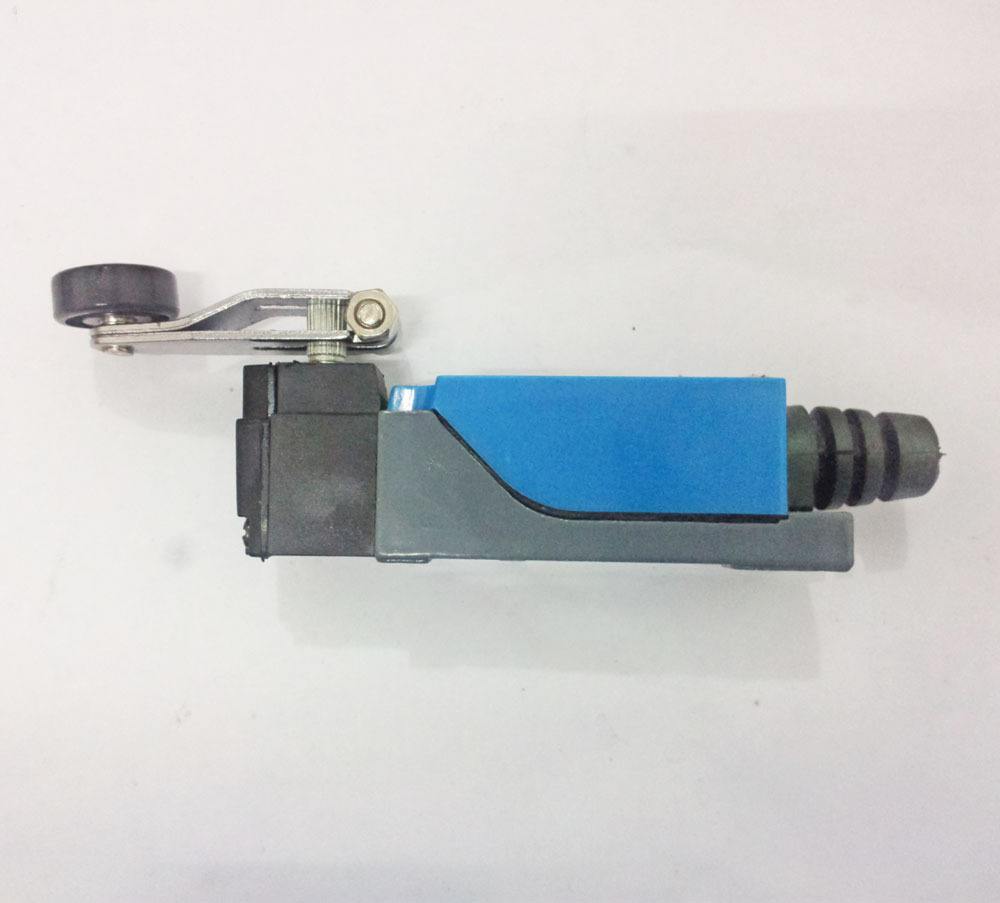 ME-8104 ME-8104 alternative to AZ-8104 stroke switch ME8104