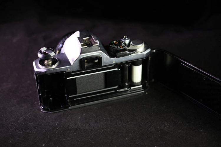 Máy ảnh phim Pentax pentax mx retro a50 / 2 ống kính khẩu độ tự động đặt máy để gửi dây đeo vai
