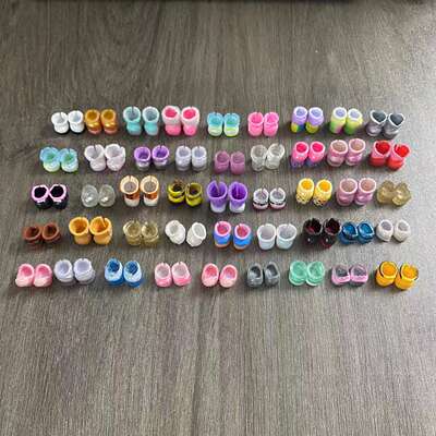 Genuine surprise bulk goods, 8CM interchangeable small dolls, small shoes, accessories, girls' playhouse, children's toys