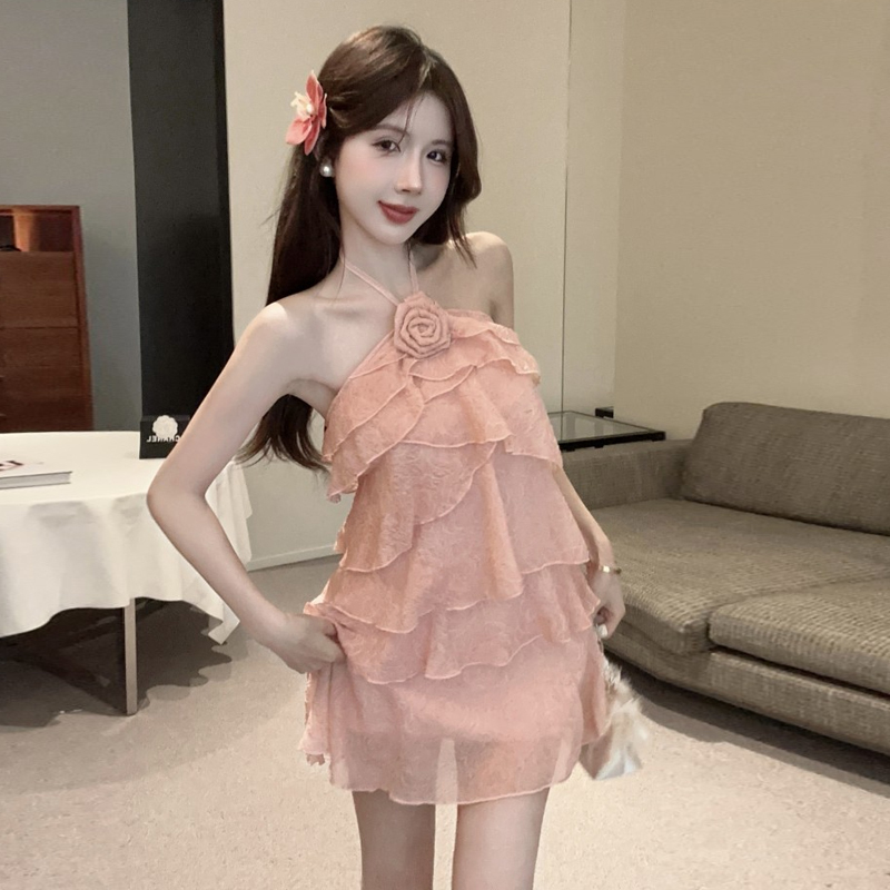 Sweet and Pure Style Ruffled Cake Dress for Petite Figures, Halter Neck, Loose Fit, Floral Embellishments, Slimming, Super Fairy-Like Pink Dress