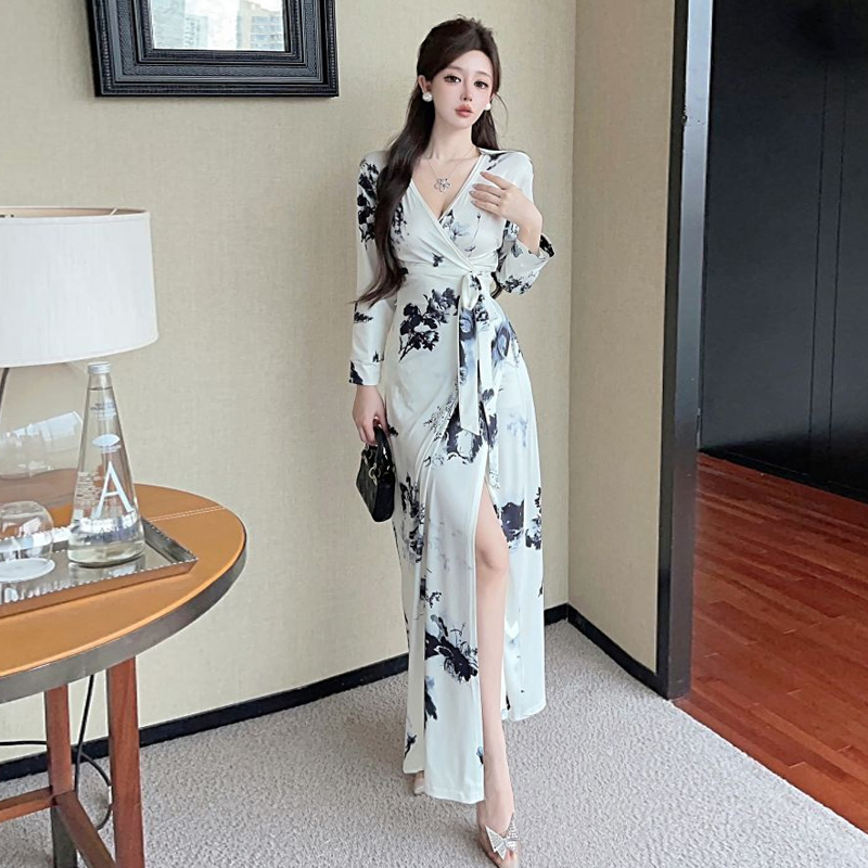 Fashionable, Sexy, and Feminine Printed One-Piece Dress with Waist-Cinching Straps, Slim Fit, Slit, and Bodycon Long Skirt Fashionable, Sexy, and Feminine Printed One-Piece Dress with Waist-Cinching Straps, Slim Fit, Slit, and Bodycon Long Skirt