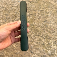 Военный темно -зеленый (без инструментов или винтов)