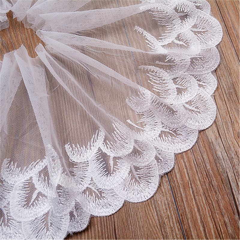Soft mesh silk thread embroidery peacock feather lace lace handmade diy clothing lace accessories decoration 15cm