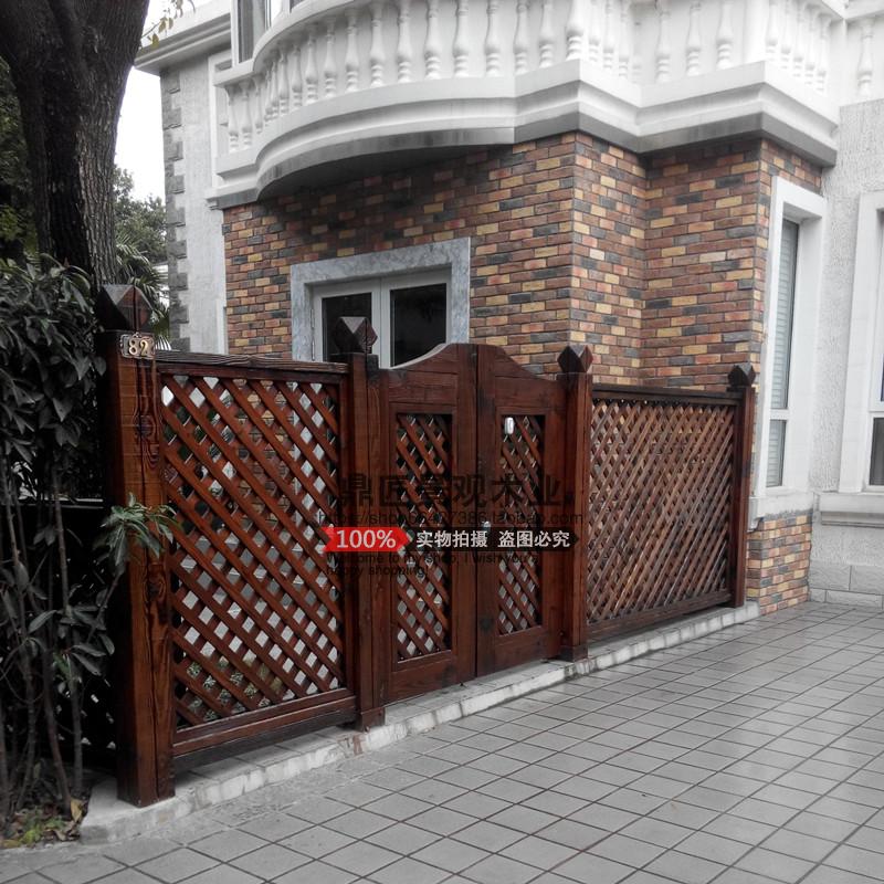 Villa Courtyard Wooden Portal Outside Past Antiseptic Villa Courtyard Wooden Portal Outside Past Antiseptic
