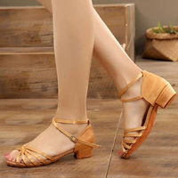 Светло -коричневая банда высотой 3,5 см