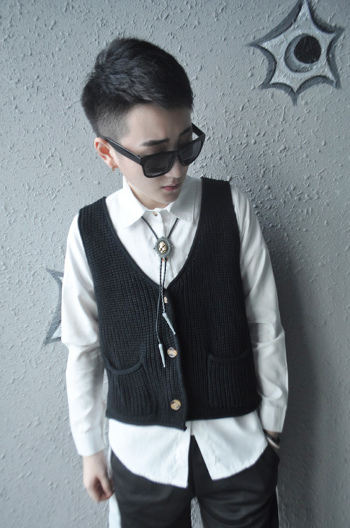 Xu hướng áo len nam size nhỏ áo vest nam vest nam cardigans gió đại học hoang dã Anh khí lười áo len nam hàn quốc