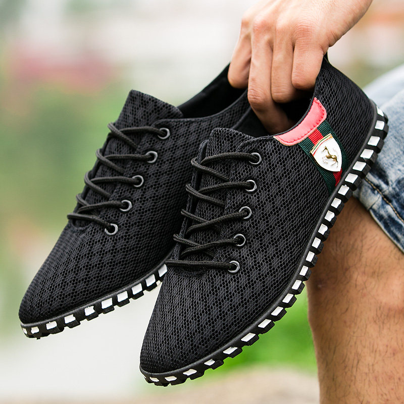 Легкая спортивная обувь. Легкая мужская обувь. Легкая спортивная обувь мужская. Легкая обувь на лето мужская. Легкая летняя мужская обувь.