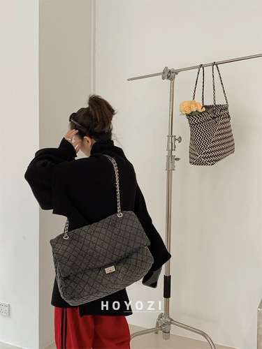 小优家包包 Вместительная и большая джинсовая демисезонная сумка на одно плечо