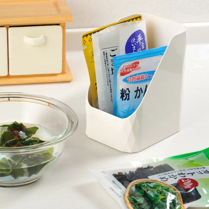Japan AUX LEYE home kitchen plastic storage box pocket bagged seasoning containing box debris finishing basket