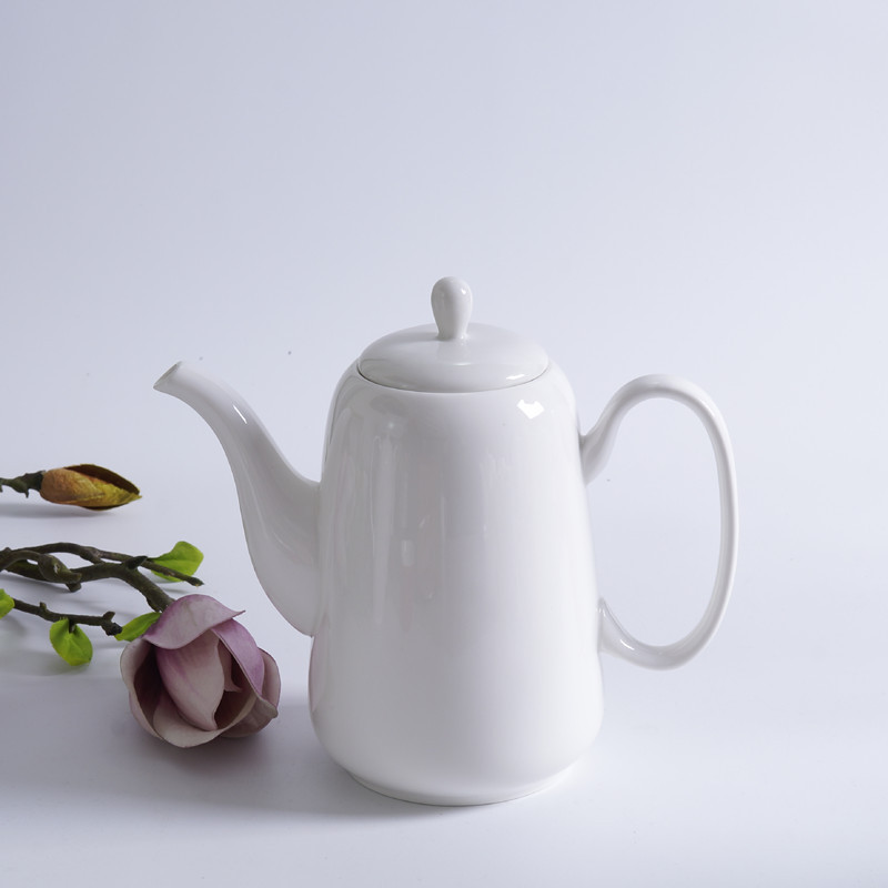 Pure White Porcelain Household Office Ceramic Hotel Supplies Hot and Cold Water Kettle Afternoon Tea Chinese Teapot High Temperature Resistant Coffee Pot Pure White Porcelain Household Office Ceramic Hotel Supplies Hot and Cold Water Kettle Afternoon Tea Chinese Teapot High Temperature Resistant Coffee Pot