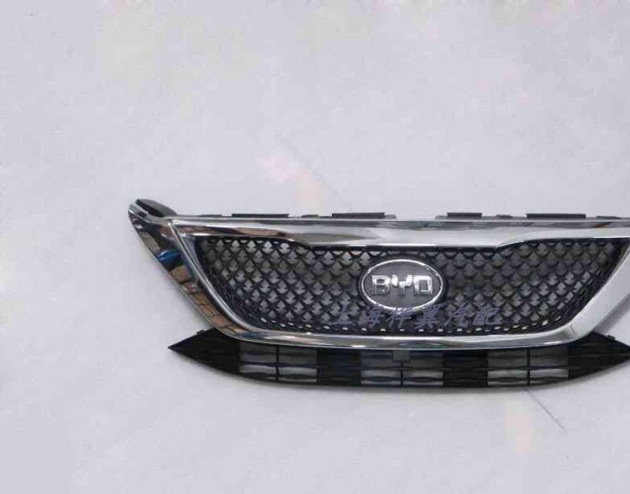 Решетка радиатора передняя оригинальная BYD Tang