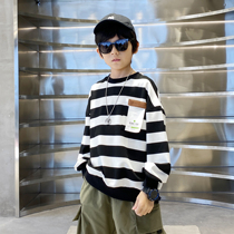 Boys striped long-sleeved sweater 2021 new spring Korean version of Western style fashion loose middle and large childrens pullover trend