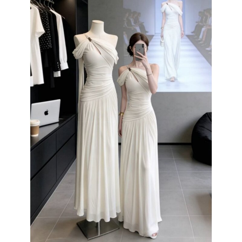 French-Style White One-Shoulder Strapless Dress for Women, Early Spring Elegant Waist-Cinching Slim-Fit Birthday Long Dress