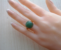 Natural green jade ring inlaid with ring gemstone ring covered with gold wire hand-wrapped emerald green aventurine egg surface