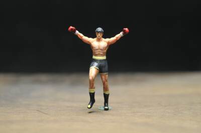 1/87/1/64/1/43/1/35 Rocky Stallone series car model figurines