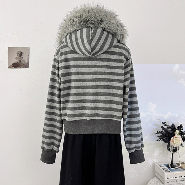 Korean style fashionable contrast striped zipper fur collar hooded jacket for women autumn 2025 design loose age-reducing top
