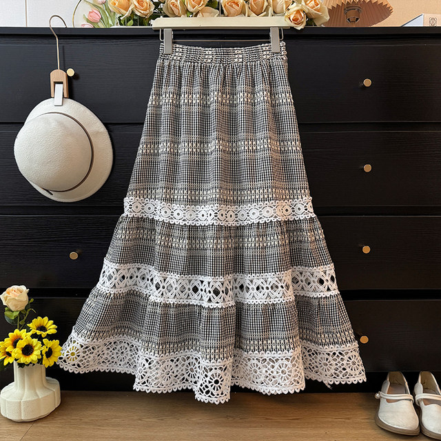 French lace stitching hollow contrast plaid skirt for women autumn 2025 high waist A-line loose cake long skirt