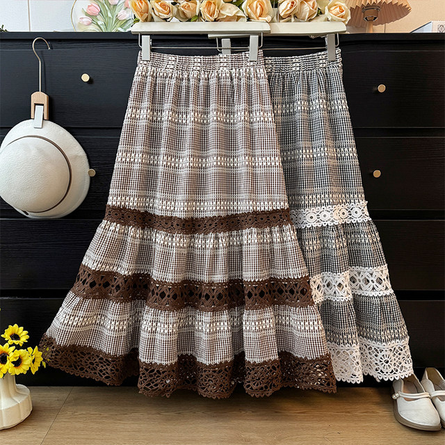 French lace stitching hollow contrast plaid skirt for women autumn 2025 high waist A-line loose cake long skirt