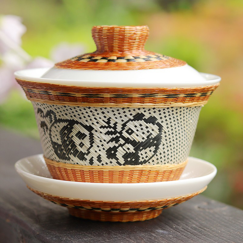 Bamboo Silk Buckle Porcelain Panda Gaiwan Tea Cup, Sichuan Intangible Cultural Heritage, Porcelain Base with Bamboo Weaving, Handmade Bamboo Art, Cultural Conference Gift for Guests Bamboo Silk Buckle Porcelain Panda Gaiwan Tea Cup, Sichuan Intangible Cultural Heritage, Porcelain Base with Bamboo Weaving, Handmade Bamboo Art, Cultural Conference Gift for Guests
