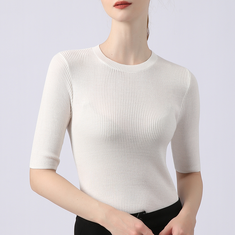 Women's Thin White Knit Top with a Small Round Neck and Short Sleeves, Suitable for Layering in Autumn and Winter, Ribbed Short Solid Color Sweater, Black Base Layer
