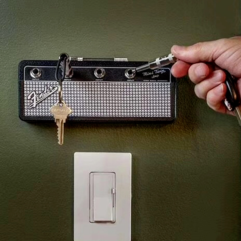 New PLUGINZ Fender Guitar Speaker Style Key Base Spot