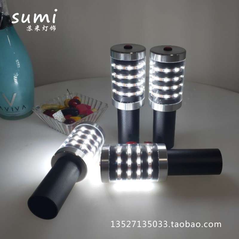 Bar LED charging luminous champagne pops aluminum alloy anti-fall wine sparkling stick run horse burst flashing light wine cover