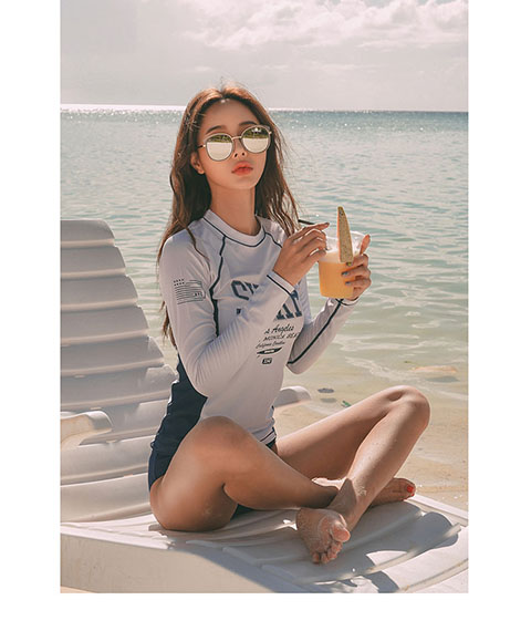 Bộ đồ lặn Hàn Quốc chia nhỏ bộ đồ khô nhanh chống nắng sứa nam và nữ áo dài tay áo tắm ba mảnh phù hợp với người yêu đồ đôi mặc đi biển	