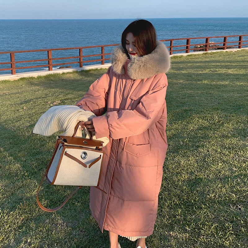 French Rouje Moaks Pink White Duck down Jacket for Women, Mid-Length, 2023 Winter, Over-The-Knee Warm Coat, Trendy French Rouje Moaks Pink White Duck down Jacket for Women, Mid-Length, 2023 Winter, Over-The-Knee Warm Coat, Trendy