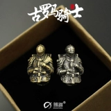 EDC древний римский рыцарь -кулон Pure Copper Car Carechain Индивидуальный творческий модный бренд мужской дист -зонтик