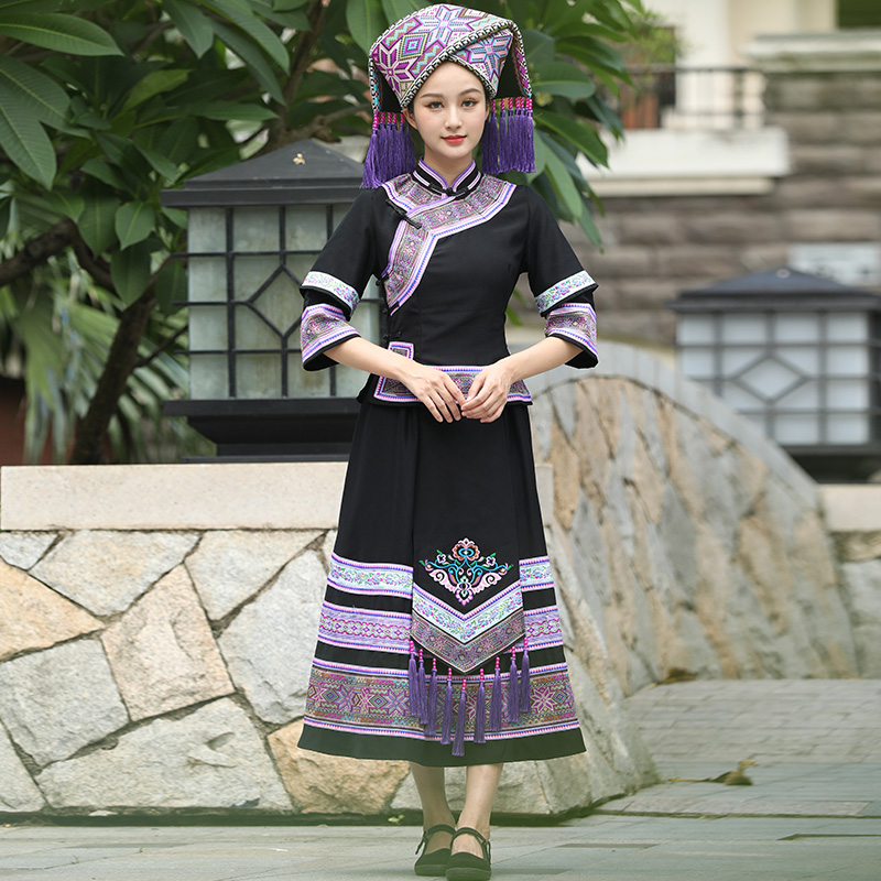 広西チワン族少数民族服 チワン族服 女性の伝統服 ロングスカート 高級 母の家に帰る 3月3日 民族衣装