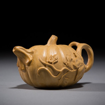 Small leaf boxwood carving wood carving solid wood play hand piece carving handicraft teapot tea pet ornaments pumpkin pot