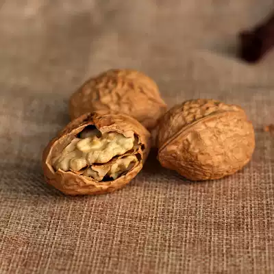 Yunnan wild walnut paper leather walnut thin skin walnut 500g large walnut new original dried fruit nut specialty