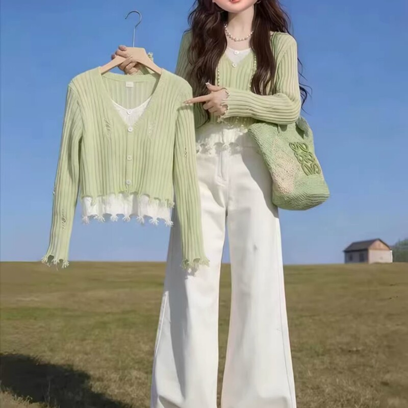 Green Faux Two-Piece Slim-Fit Inner Knit Top for Women, 2026 Spring, Super Pretty, Lazy and Relaxed, Stunning Top Green Faux Two-Piece Slim-Fit Inner Knit Top for Women, 2026 Spring, Super Pretty, Lazy and Relaxed, Stunning Top